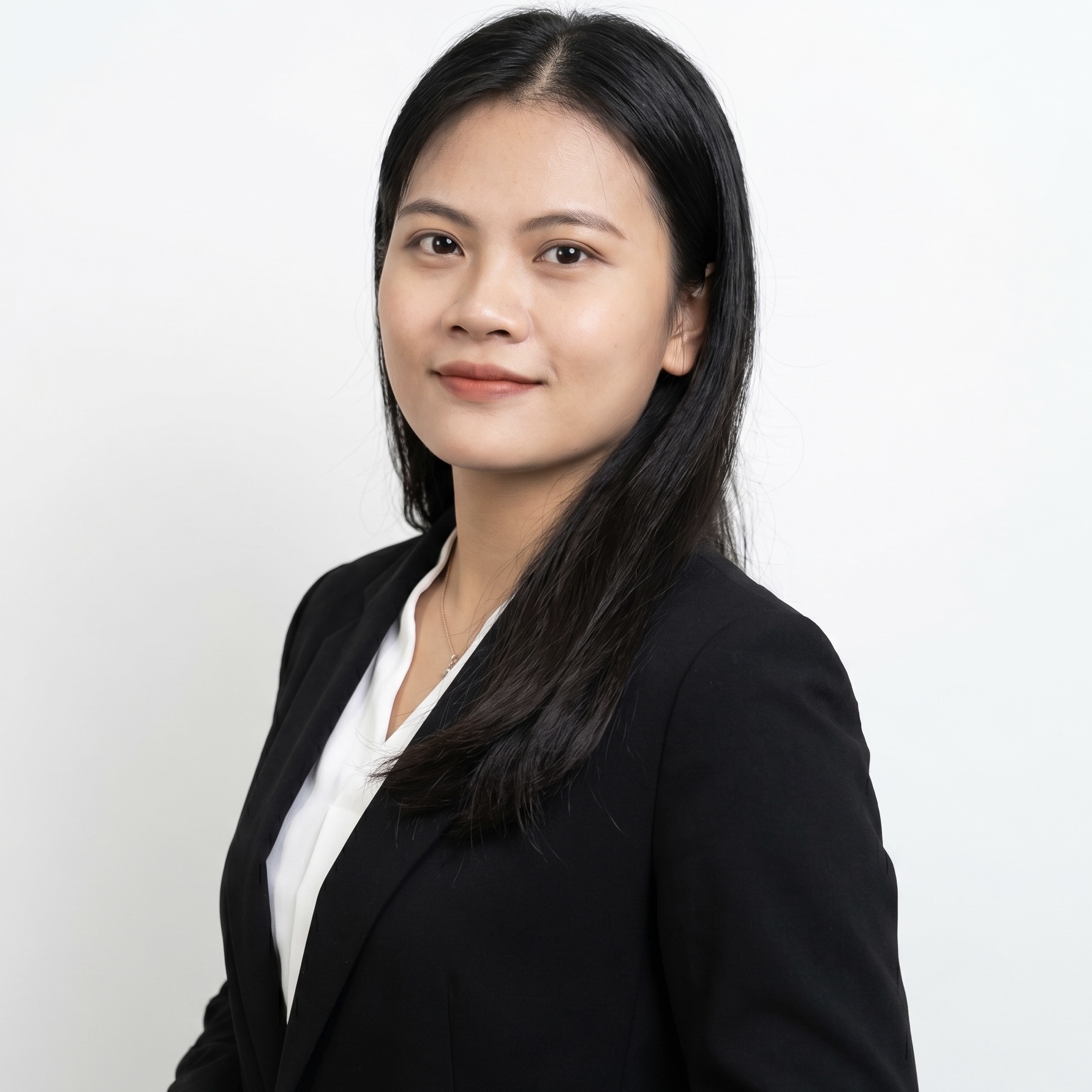 HUỲNH NHẬT XUÂN THY